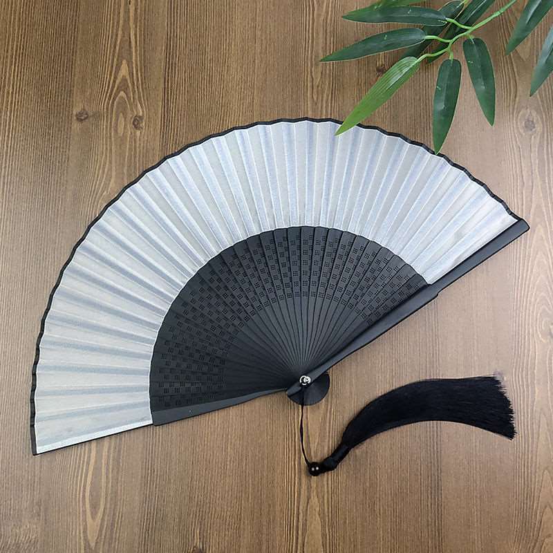 Bamboo Fan With Silk Baking Varnish - Amazhona 