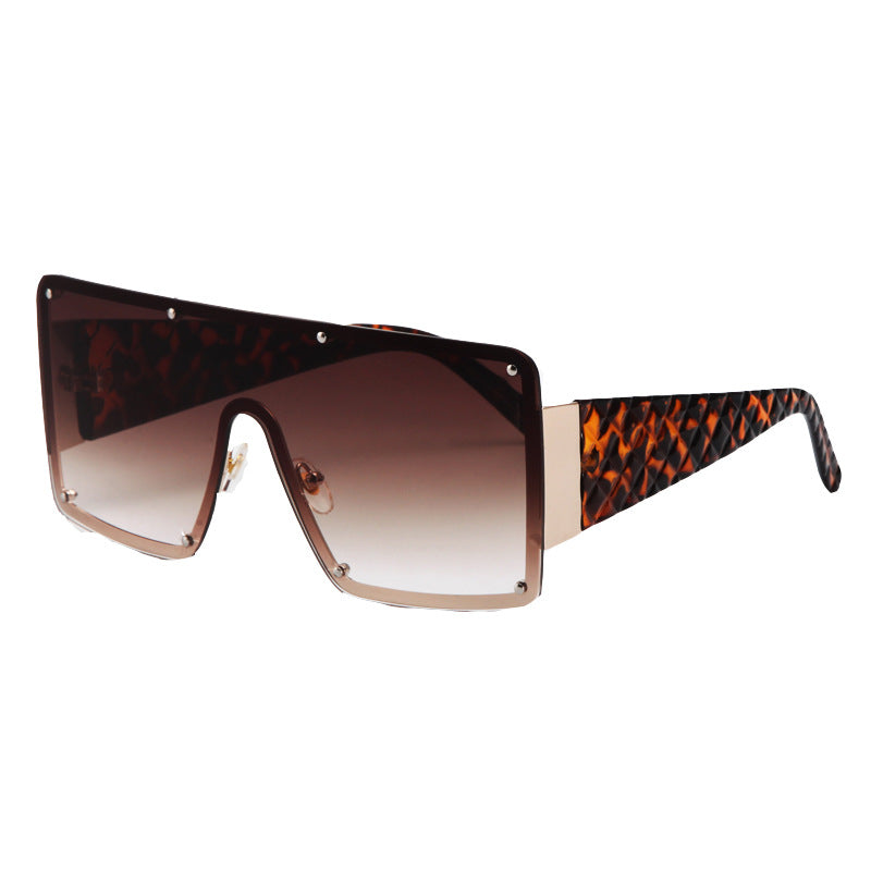 New Style Big Square Frame Piece Trend Rivet Sunglasses - Amazhona 