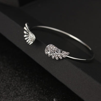 Diamond Wing Bangle - Amazhona 