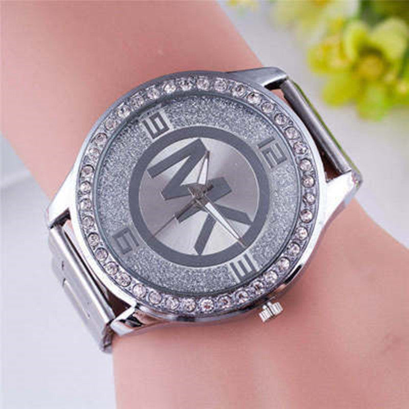 Alloy Diamond Fashion Trend Steel Band Men's Watch - Amazhona 