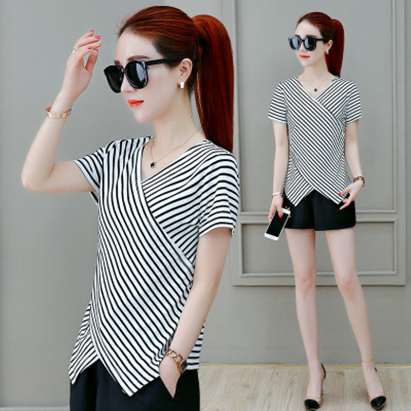 Korean Style Trendy Female Student Cute Bf Wind V-Neck Loose All-Match Blouse - Amazhona 