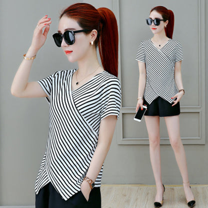 Korean Style Trendy Female Student Cute Bf Wind V-Neck Loose All-Match Blouse - Amazhona 