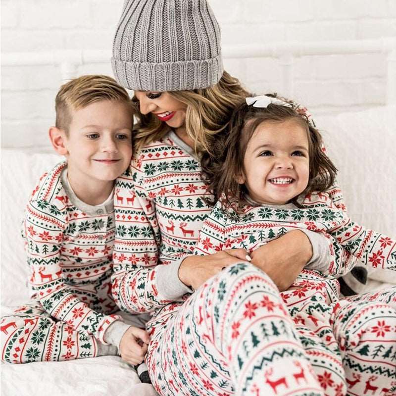 2022 Christmas Pajamas Family Matching New Year Father Mother Kids Baby Look Clothes Set Dad Mom And Daughter Son Pyjamas Outfit - Amazhona 