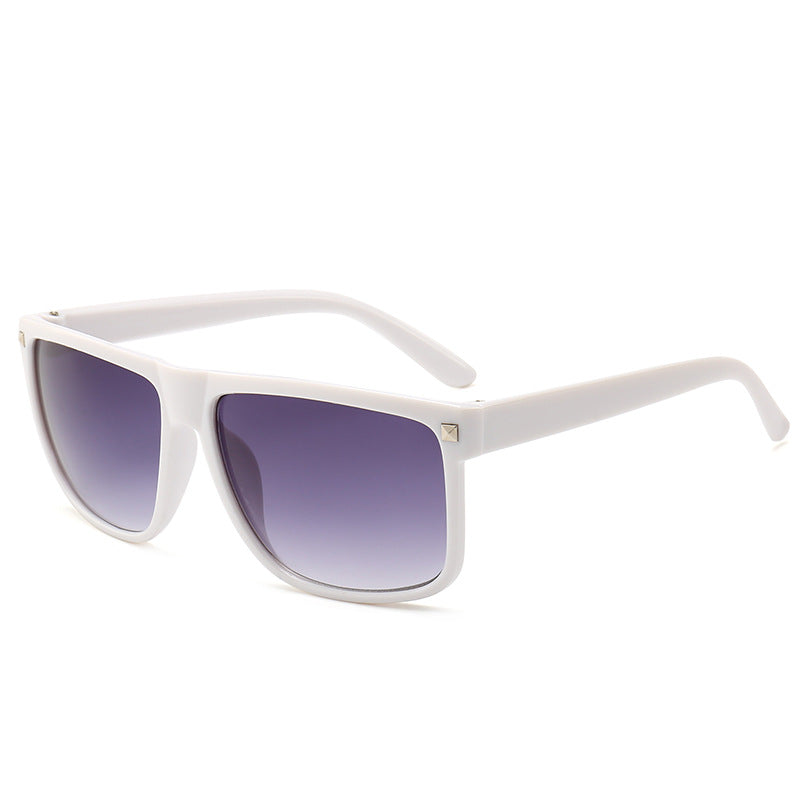 Retro stud sunglasses - Amazhona 