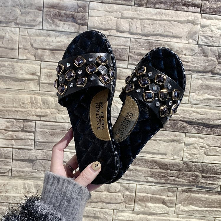 Rivet-shaped flat sandals - Amazhona 