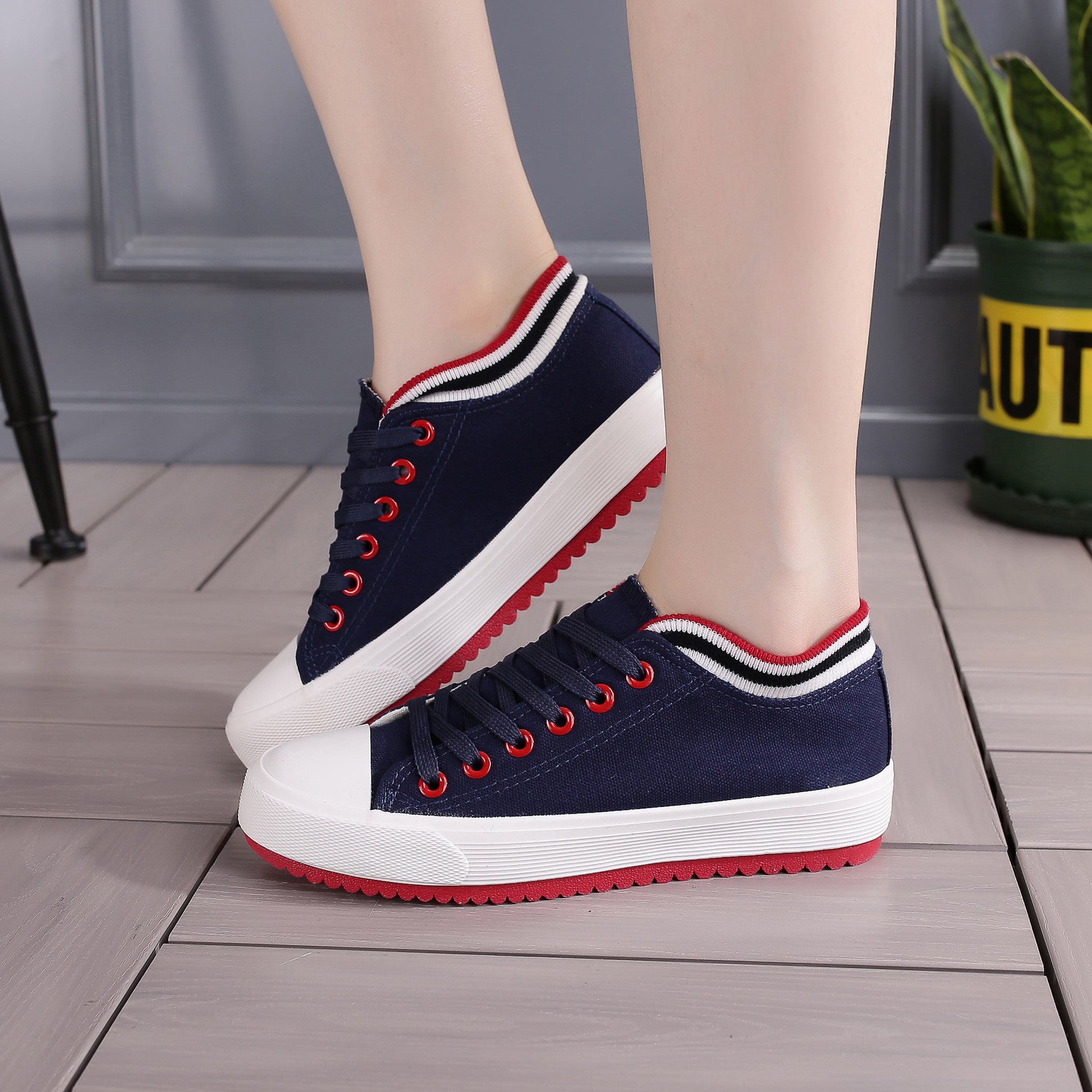 Casual canvas shoes - Amazhona 