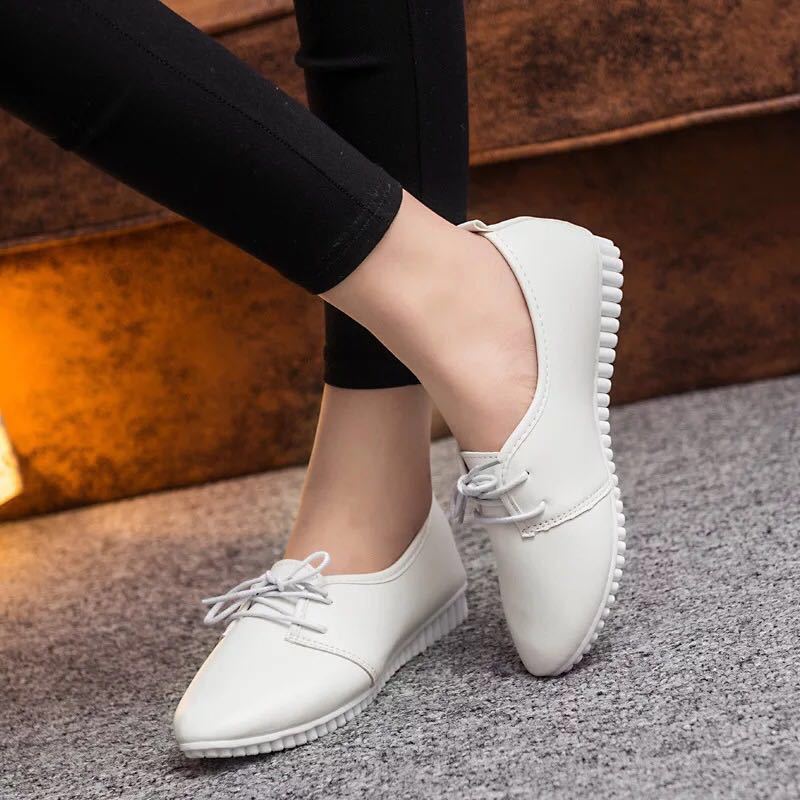 Spring and autumn new small white shoes female with pointed peas shoes comfortable massage shallow mouth nurse work shoes - Amazhona 