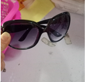 Oversized box sunglasses ladies Hilton sunglasses sunglasses manufacturers wholesale - Amazhona 