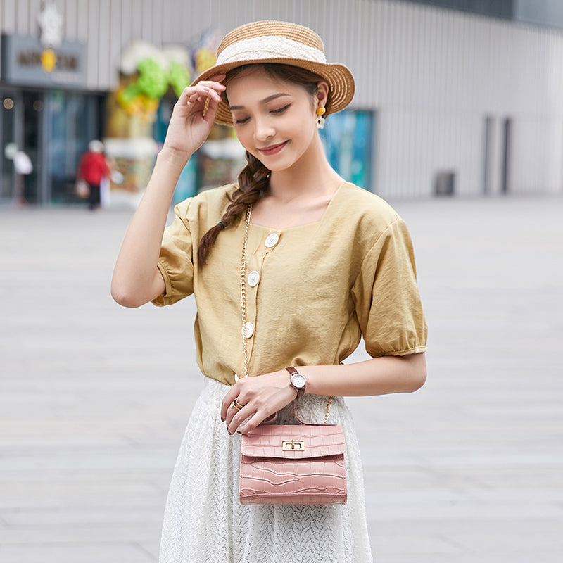 Simple chain messenger bag  women's bag - Amazhona 