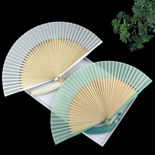 Bamboo Fan With Silk Baking Varnish - Amazhona 