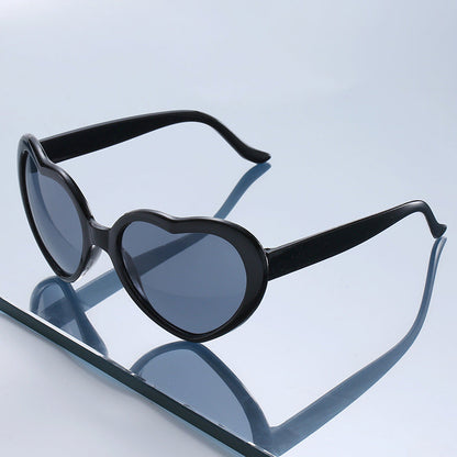 Women's Fashion Trend Heart-shaped Sunglasses - Amazhona 