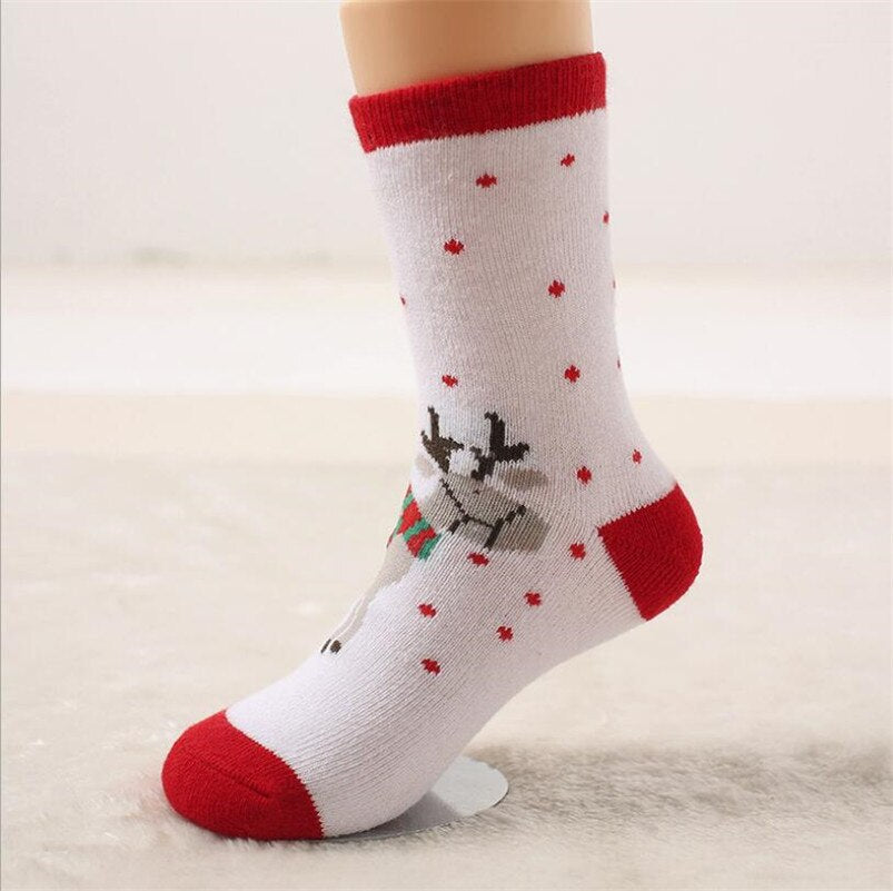 Cartoon elk/Santa/snowflake/bear stripe design girls socks Christmas knee high long socks for boys sports socks winter Xmas gift - Amazhona 