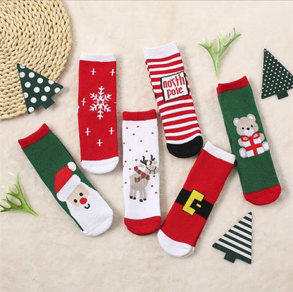 Cartoon elk/Santa/snowflake/bear stripe design girls socks Christmas knee high long socks for boys sports socks winter Xmas gift - Amazhona 