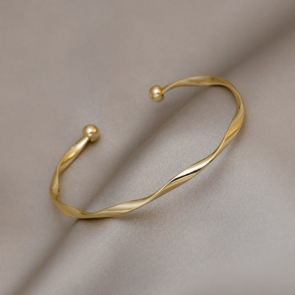 Ins Tide Twisted Simple Fashion Bracelet - Amazhona 