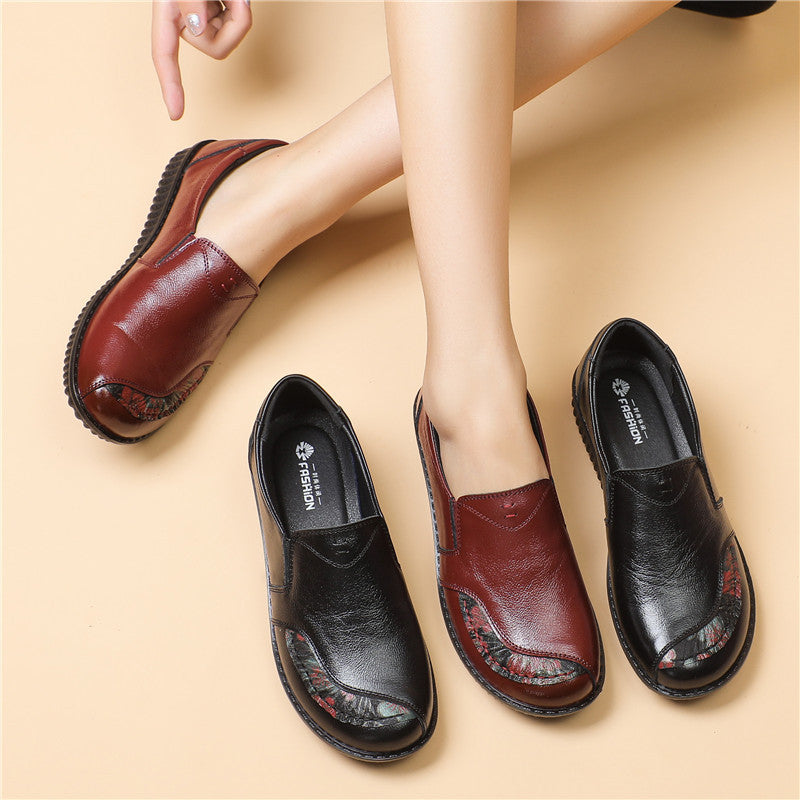 Leather Soft Sole Middle-aged And Elderly Flat-bottomed Casual Grandma Shoes - Amazhona 