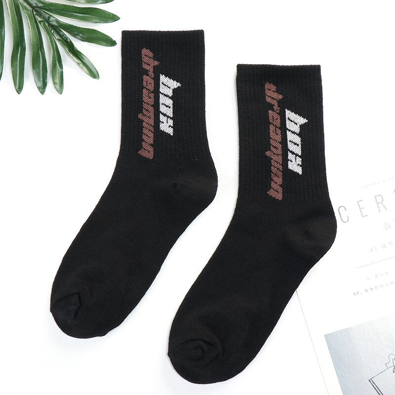 2022 trends high quality fashion socks Man Women's New trendy socks autumn and winter stockings women's hip-hop sports socks - Amazhona 