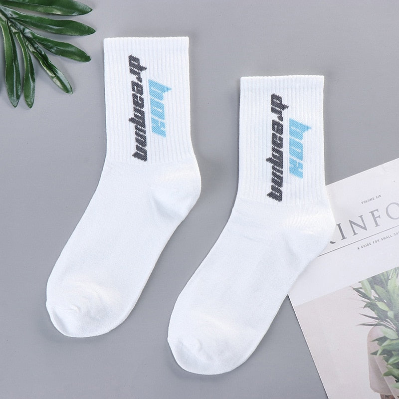 2022 trends high quality fashion socks Man Women's New trendy socks autumn and winter stockings women's hip-hop sports socks - Amazhona 