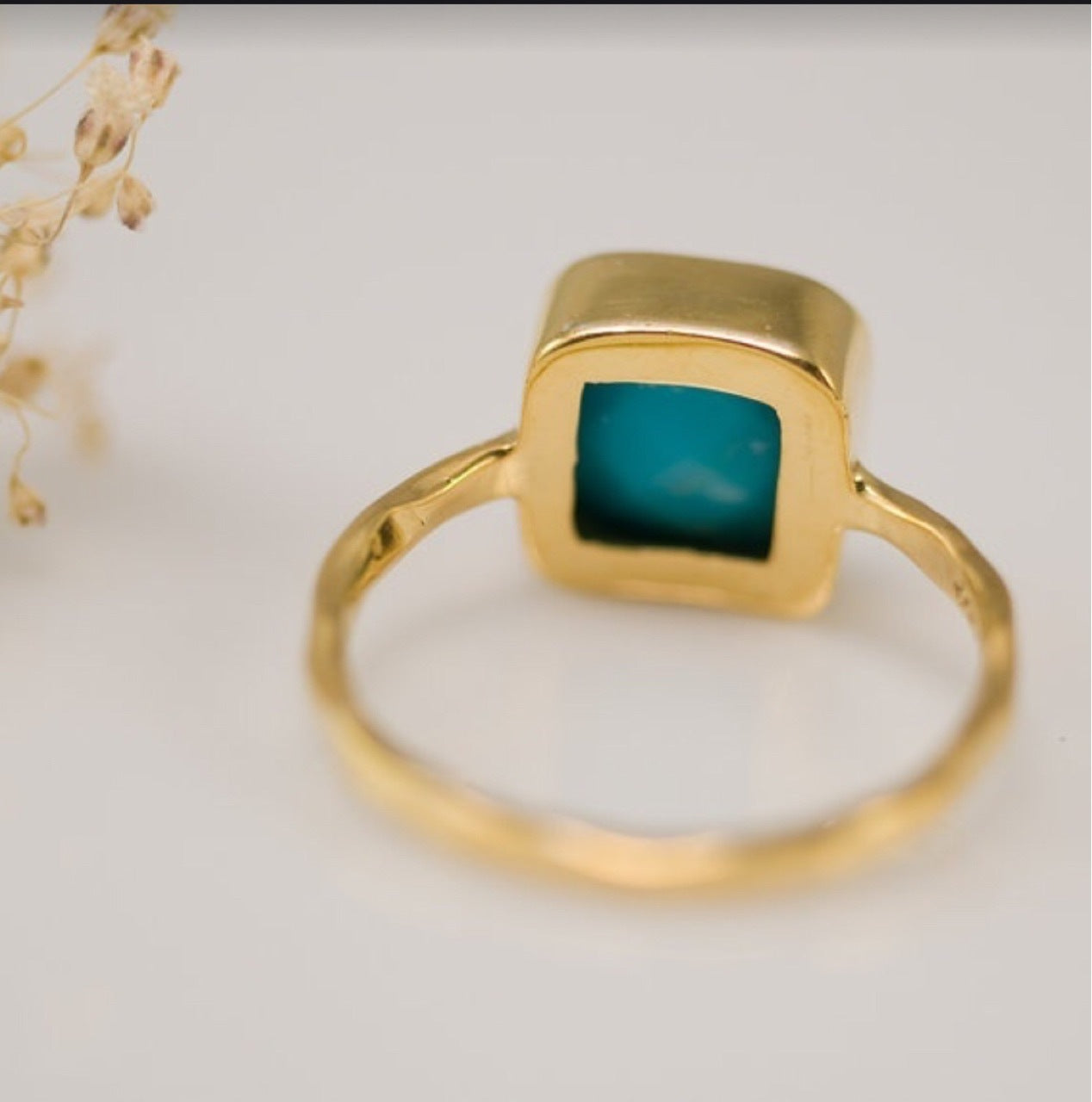 Simple Square Turquoise 18k Gold Plated Ring - Amazhona 