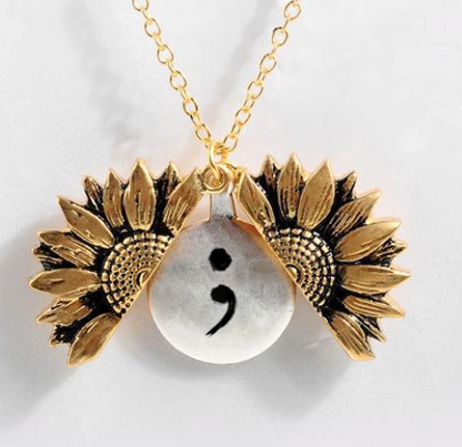 Sunflower Double-layer Lettering Necklace - Amazhona 