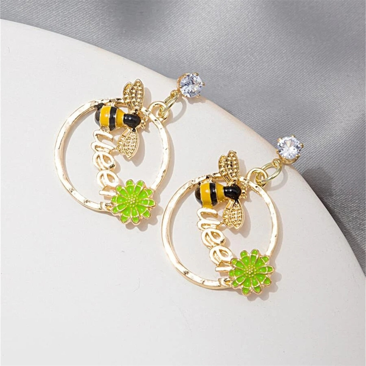 Trendy Cute Kitten Ear Hook Cartoon Girl Flower Cat Earrings Sweet and Fresh Texture Earrings pendientes  pendientes colgantes - Amazhona 