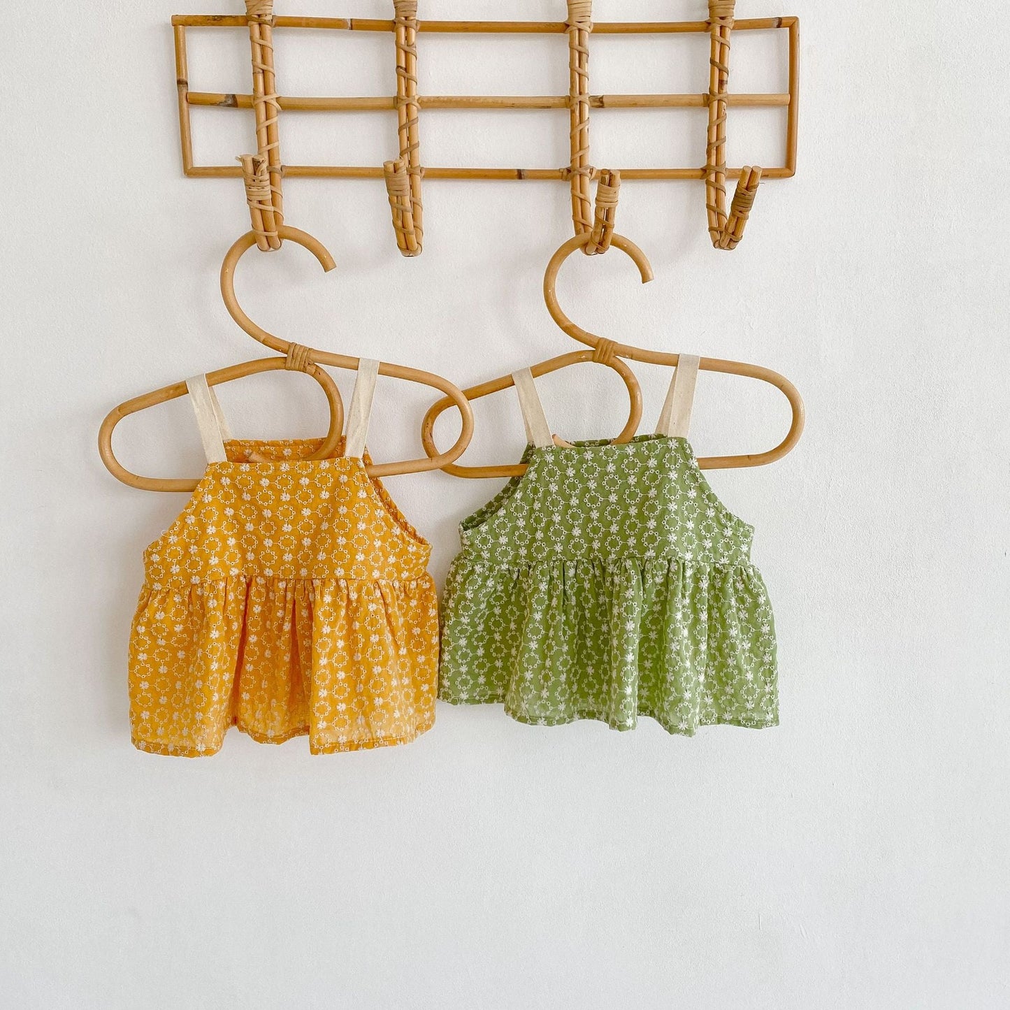 Two-piece Baby Girl Suit With Jacquard Blouse Suspenders Bread Pants - Amazhona 